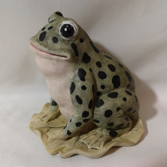 Adorable Vintage Resin Frog Bank with Rubber Stopper - Picture 4 of 5